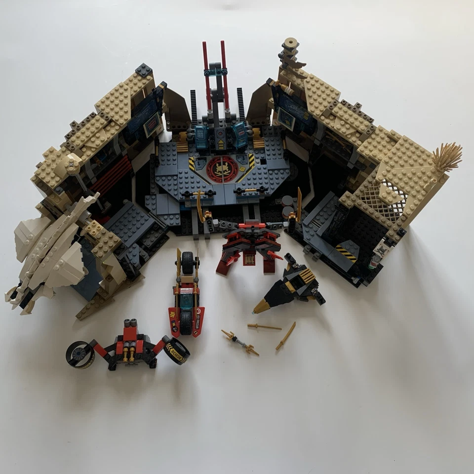 LEGO Ninjago 70596 Samurai X Cave Chaos, photo 1 of 5