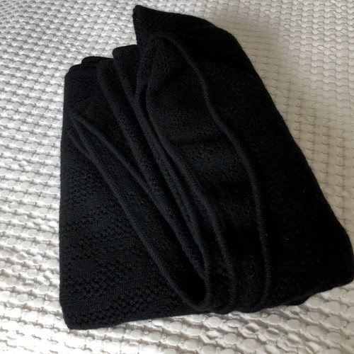 100% Cashmere Throw Blanket Black Home Travel 58”x 72” - Picture 3 of 7