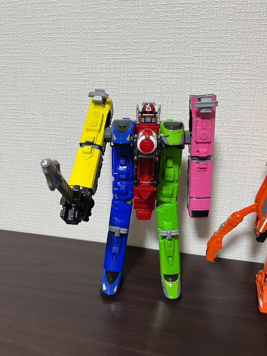 Power Rangers ToQger Ressha DX ToQ-Oh Diesel-Oh Build Dai-oh set