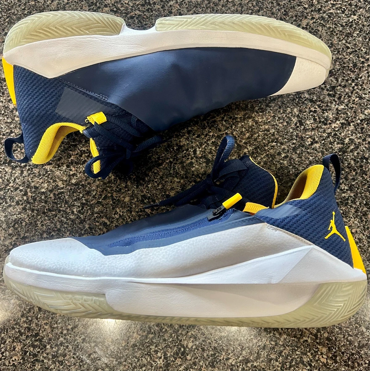 Jordan jumpman hustle clearance blue