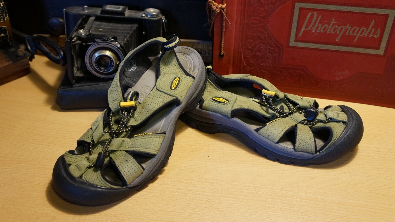 KEEN Venice sandali da trail e sport impermeabili in pelle marrone taglia 6 5 MOLTO BELLI!