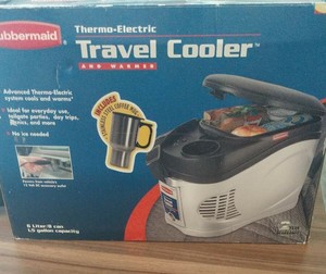 rubbermaid travel cooler and warmer