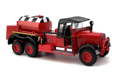 EY 1:76 Red Wot1 Crash Accident Handling Vehicle Truck Model Diecast Collect Car