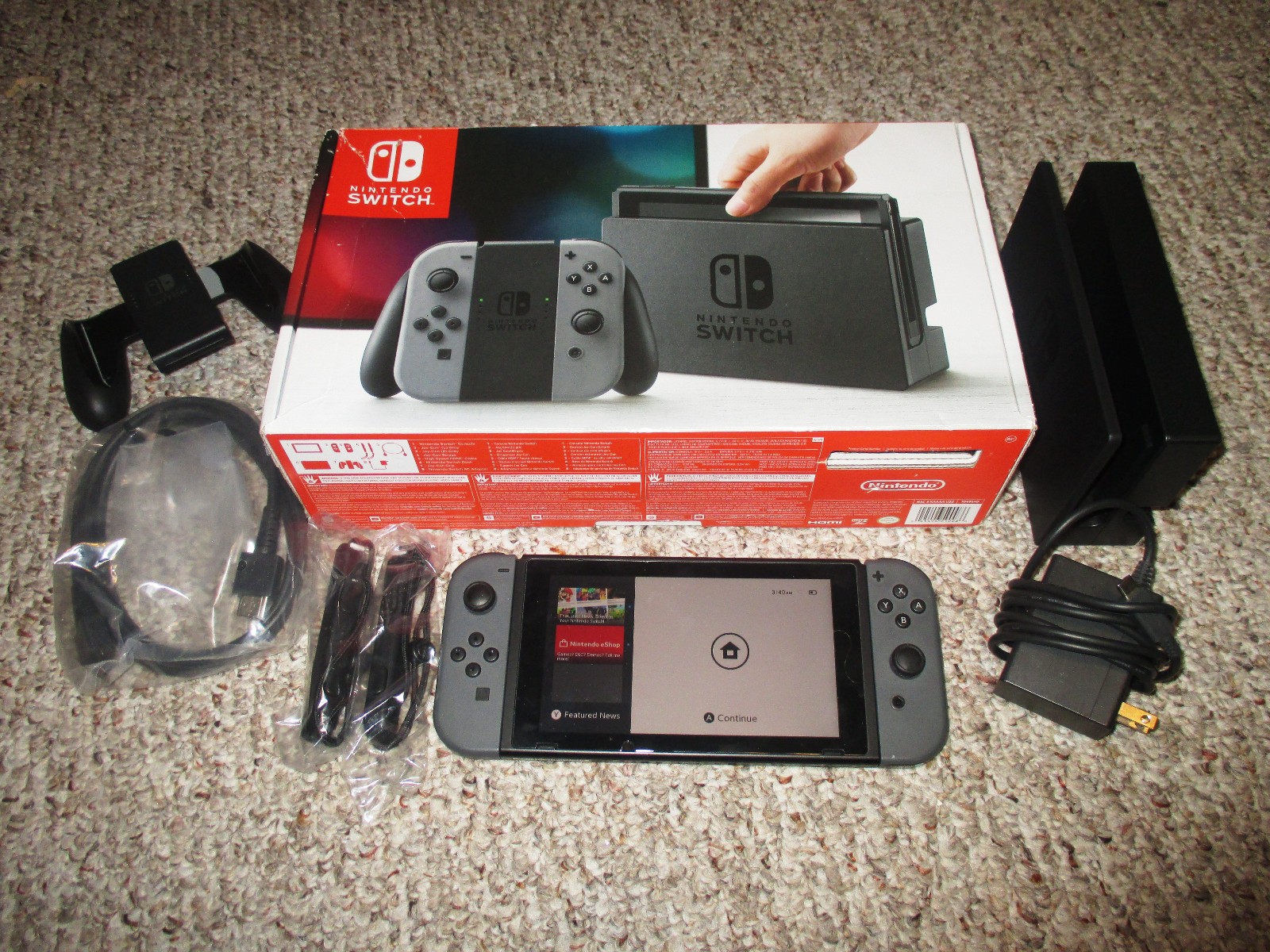 Nintendo Switch System 32GB Console w/Gray Joy-Cons in Box +Charger + Dock