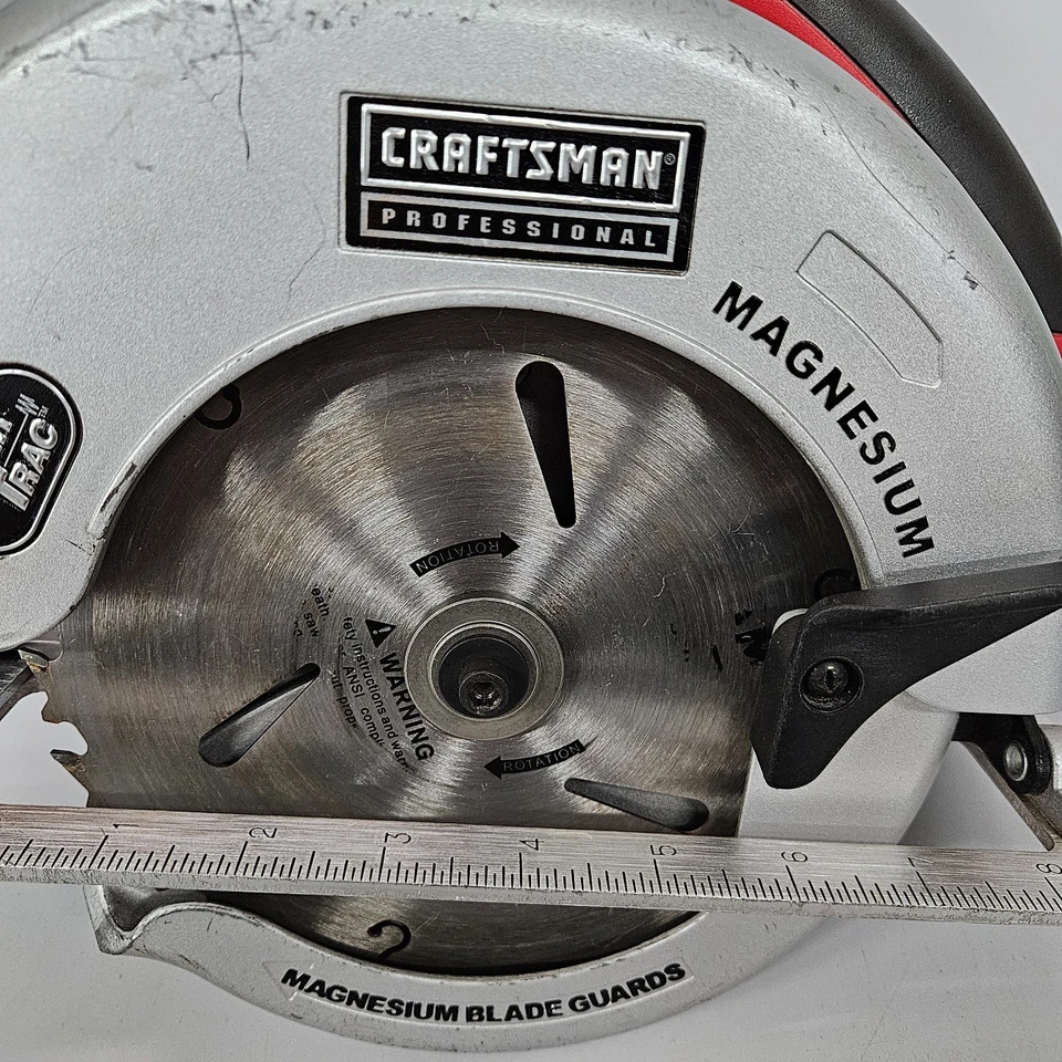 Craftsman 320.28102 7-1/4 Laser Guide Circular Saw 20V Lithium-Ion Bare Tool - Image 2 of 4