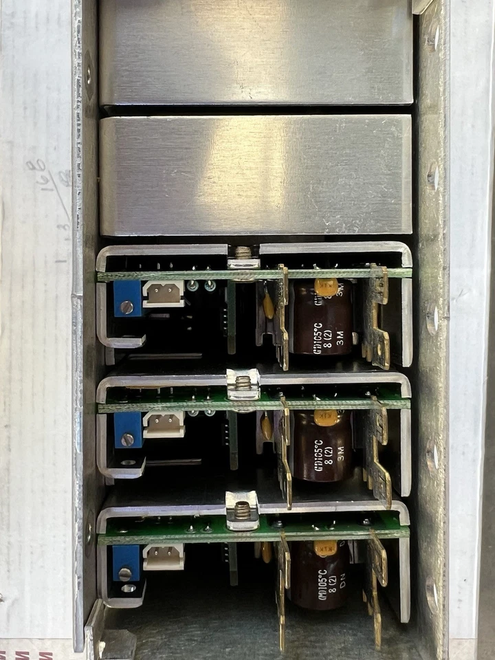 Solid State Logic Mixing Console Power Module 3755FCGC 5v/15V/15V - Image 4 of 4