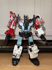 Transformers Combiner Wars Defensor w/ TCW up...