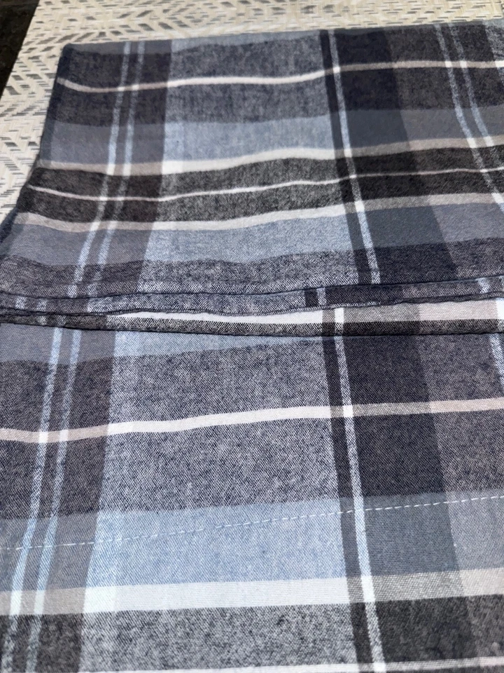 Juego de 2 fundas de almohada Portugal franela azul a cuadros tamaño queen 100 % algodón Foto 2 de 4