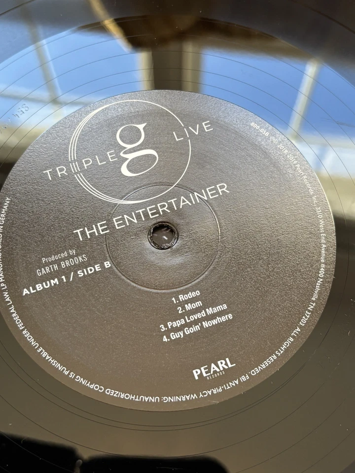 Garth Brooks Triple Live The Entertainer 3 LP Vinyl Records (read) - Image 4 of 4
