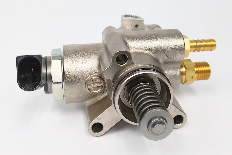 Bomba de combustible de alta presión de inyección directa Hitachi HPP0004 para Audi Volkswagen Foto 2 de 4