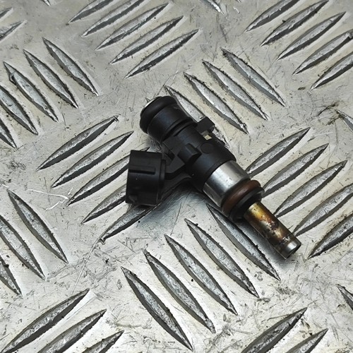 PORSCHE MACAN 95B Einspritzventil 06L906031A 2,0 Benzin 185 kW 2017 33952249