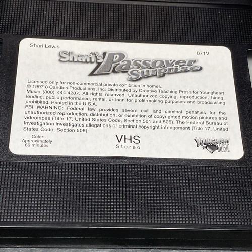 Lamb Chop Shari's Passover Surprise VHS Tape Featuring Dom DeLuise Shari Lewis - Picture 8 of 8
