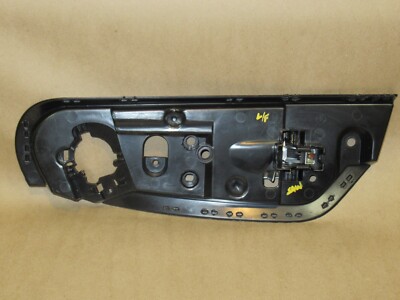 2001-2007 Volvo S60 V70 XC70 Driver Left Front Inside Door Handle