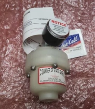 Hydra-Cell Pulsation Dampener Model#110-008 Max. PSI/Bar 150/10 @ 70F/20C