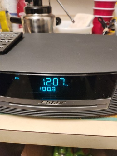 Bose Wave Music System lettore CD radio AM/FM con telecomando e antenna AWRCC1 - Foto 2 di 9