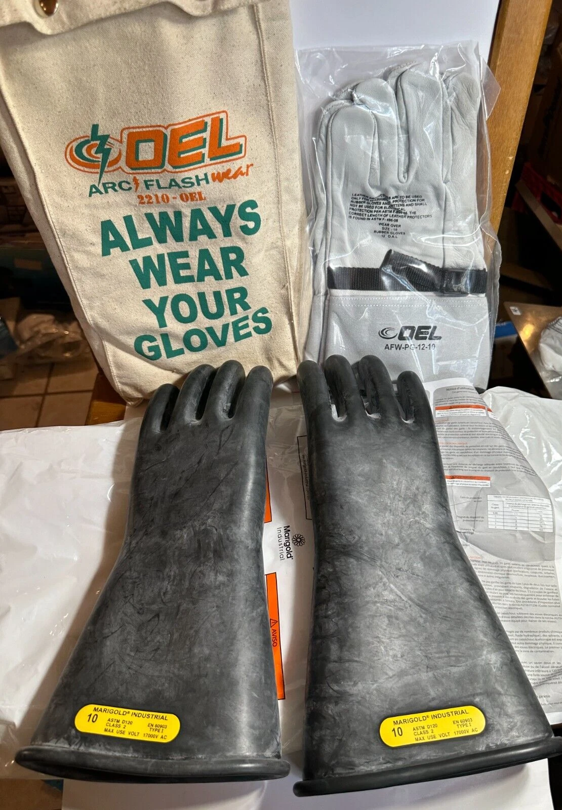 Marigold Rubber Insulated Gloves ASTM D120 & OEL Leather Gloves in Tote Size 10