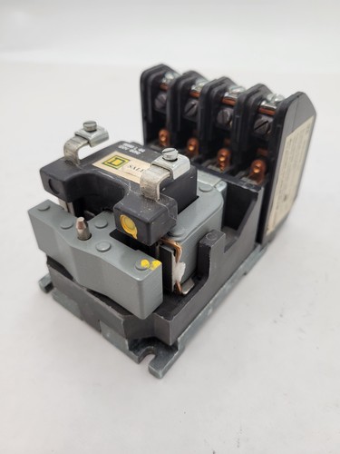 Square D 8903L040 Lighting Contactor 20 Amp 600VAC 4P Coil 120/110V 50/60Hz - Picture 5 of 13