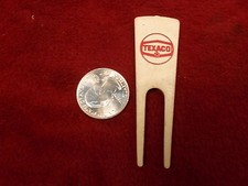 OLDER VTG GOLF DIVOT REPAIR TOOL WITH "TEXACO" LOGO ON IT, PROMOTIONAL/GIFT, ETC