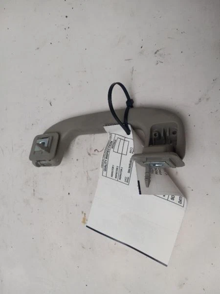 MANIJA DE AGARRE DE TECHO DELANTERA IZQUIERDA PARA CHEVROLET SONIC 2012-2019 Foto 4 de 4