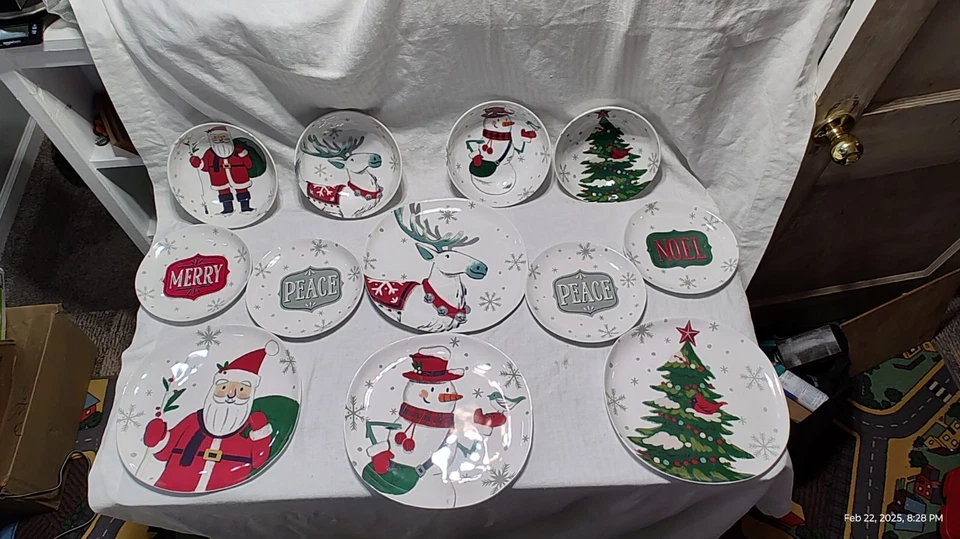 Target Wondershop Melamina (Juego de 4) Cena de Navidad, Platos de Ensalada y Cuencos Foto 2 de 4