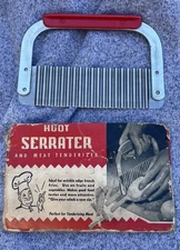 HUOT St. Paul Stainless Crinkle Serrater & Tenderizer Multipurpose Vintage