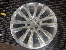 Used Wheel fits: 2017 Cadillac Xt5 20x8 12 spoke polished opt SLW Grade A