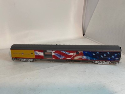 HO MTH Union Pacific flag baggage George Bush casket Car brand new