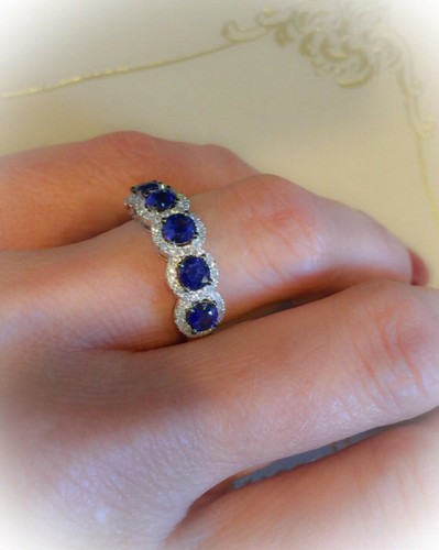925 Sterlingsilber blauer Saphir Diamant Halo halber Ewigkeit Bandring Geschenk - Bild 3 von 5