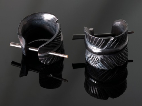 Pendientes cuerno hueso pluma criollos oreja bisutería blanco negro er016 - Imagen 6 de 15