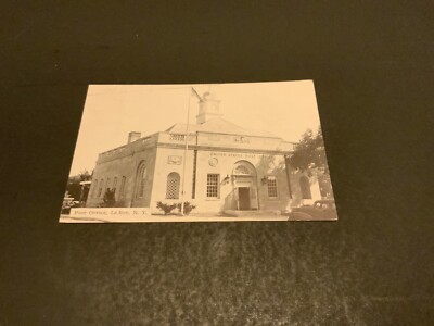 Le Roy, New York ~ Post Office - 1939 Stamped  Vintage Postcard