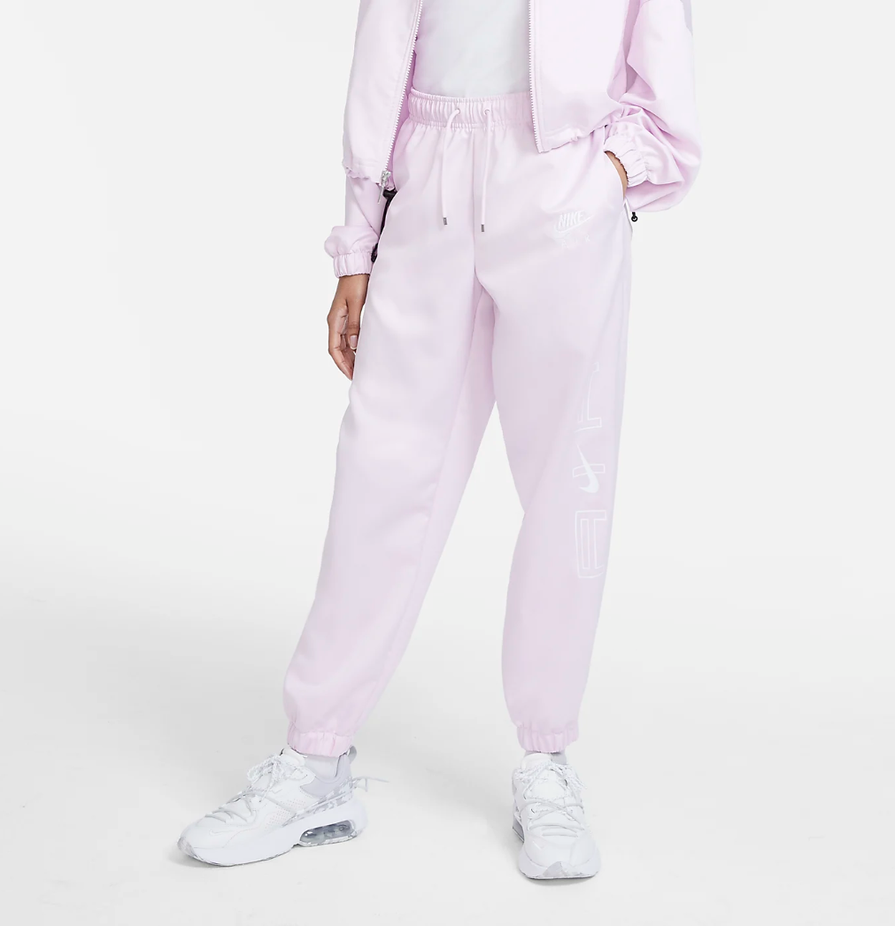 nike jogger outfit women