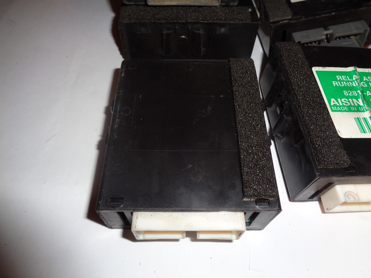 Toyota Corolla Chevrolet Prizm Relay ASSY Running Light 82810