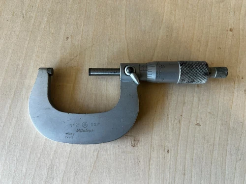 Mitutoyo 1-2" .0001" Outside Micrometer #237-8