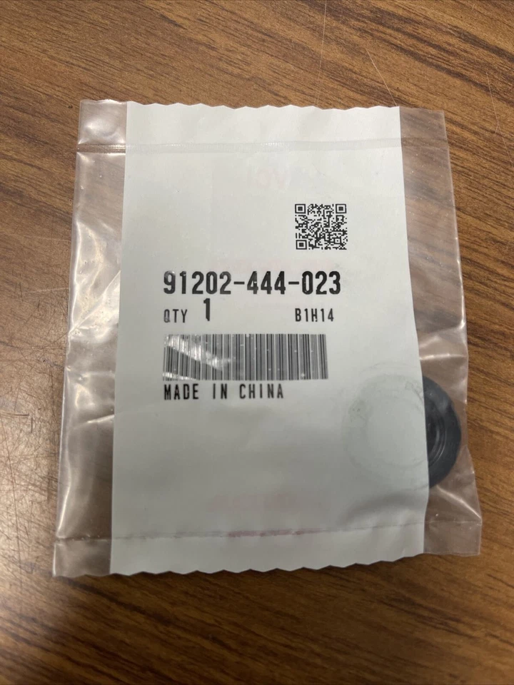 Sello de aceite original del cárter Honda CR80R 1983-2002 14x24x6 91202-444-023 Foto 2 de 2