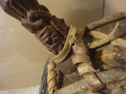 Rare! Vintage hand carved, animal hide, Tibetan, Nepalese ceremonial drum. - Picture 8 of 10