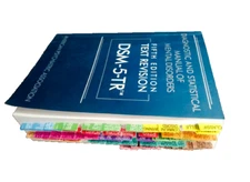 Diagnostic and Statistical Manual of Mental Disorders DSM-5-TR + DSM 5 Tabs