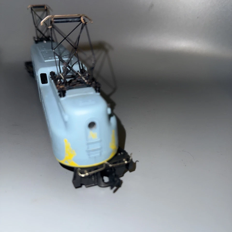 AHM HO  GG1 Locomotive American Railroads 1869/1969 #4902 No Box - Image 3 of 4