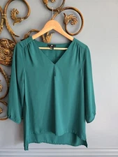 H&M Blouse Womens Size 4 Green Tunic 3/4 Sleeve V Neck Pop Over Light Weight