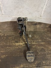 Discovery 3 Clutch Pedal (SUB000021)