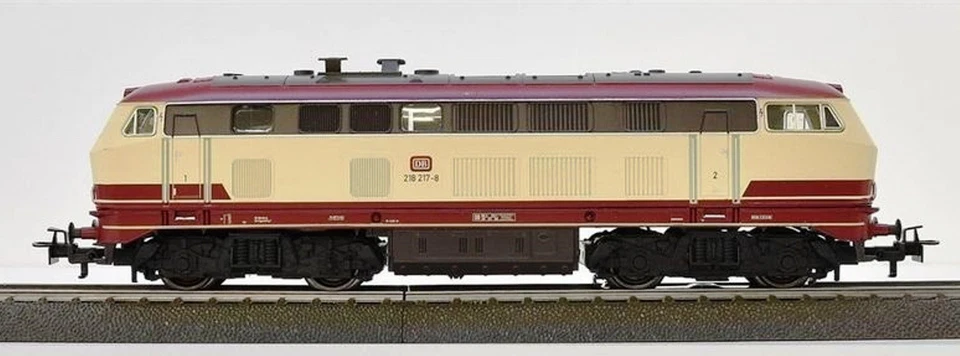 Märklin 30747 unbespielte Diesellok BR 218 mit  MFX-digital + Sound OVP - Bild 2 von 4