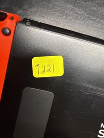 Nintendo Switch 32GB Console with Red And Blue Joy‑Con HAC-001(-01)