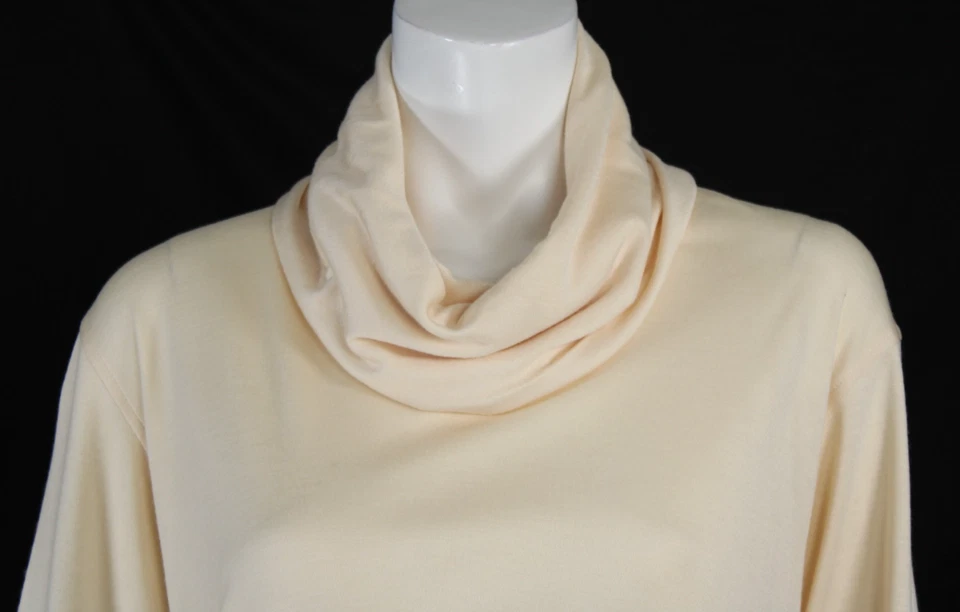 Top GIORGIO ARMANI Beige Mezcla Seda-Cachemira Tejido Gran Tamaño Cuadrado Capucha Cuello 38 Foto 2 de 4