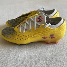 Under Armour Magnetico Elite 4 Women Size 5.5 Soccer Cleats Taxi Yellow