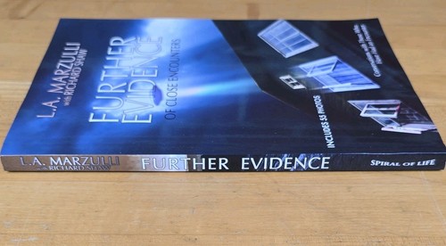 Further Evidence of Close Encounters - L. A. Marzulli & Richard Shaw Trade PB - Picture 5 of 6
