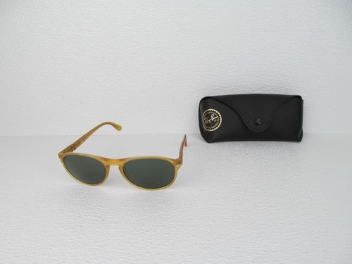 Occhiali da sole Persol PO2931S 204/31 giallo trasparente lenti cristallo - Foto 2 di 10