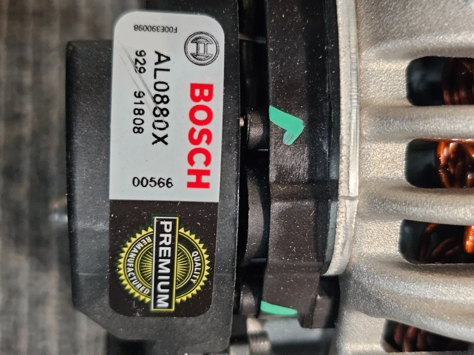 Alternador Bosch AL0880X remanufacturado para Volkswagen Beetle 2004-2010, 12-14 Foto 3 de 4
