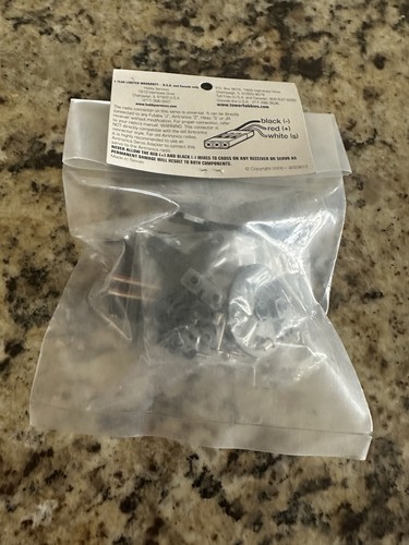 Tower Hobbies (TS-53) Standard Servo (NOS) - Picture 2 of 2