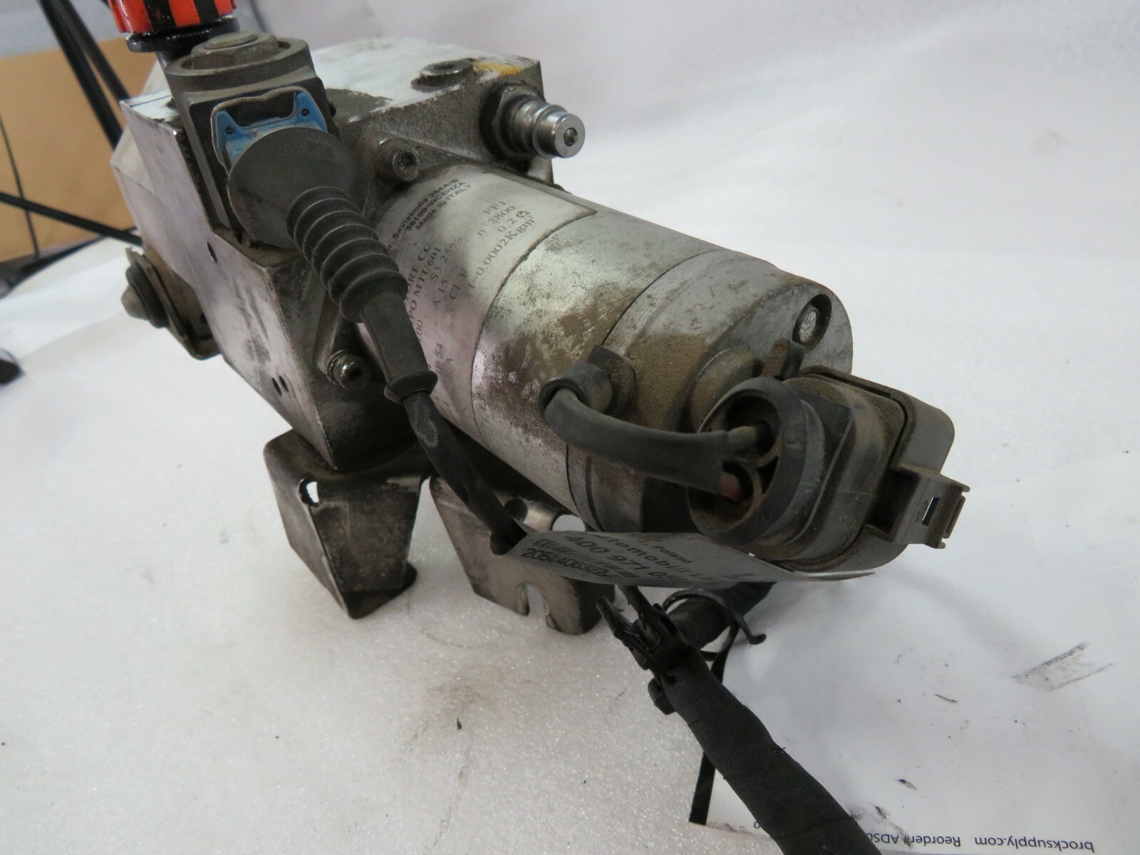 Lamborghini Gallardo LP550, Suspension Compression Pump, Used, P/N 400412185E