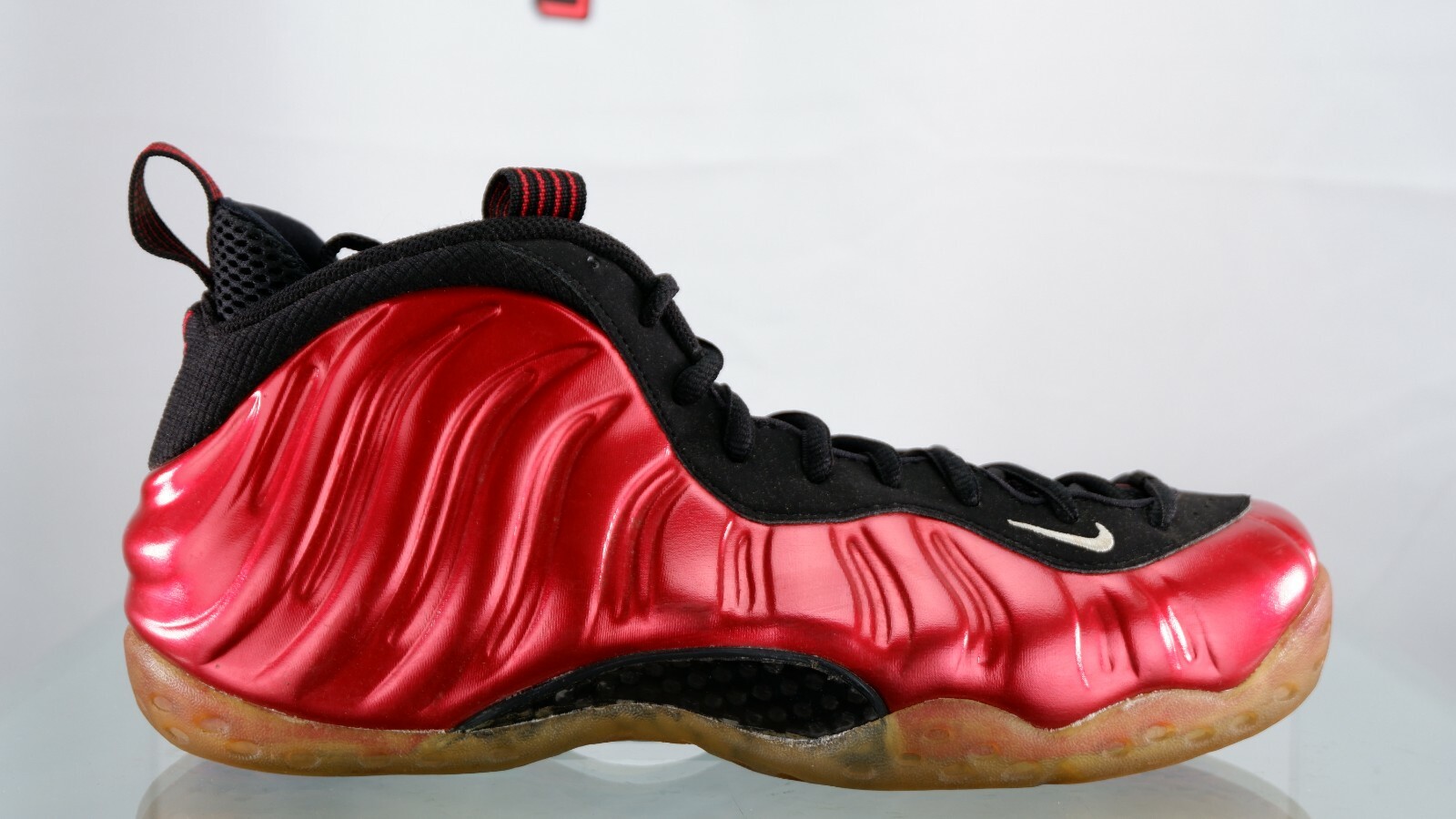 metallic red foams 2012