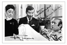 KENNETH WILLIAMS BERNARD BRESSLAW & HATTIE JACQUES Signed PHOTO Print CARRY ON